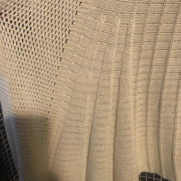 Cream Color cardigan long sleeve - Picture 3 of 5